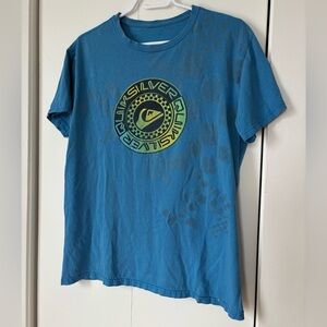 🎉4/30$🎉 Quicksilver Graphic Tee – Size Medium ✨